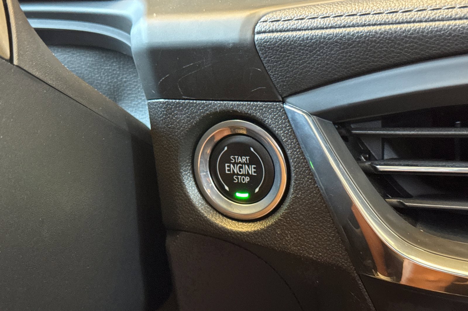 Used 2025 Buick Encore GX Preferred FWD image 23