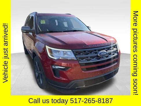 Used 2018 Ford Explorer XLT w/ Equipment Group 202A AWD/4WD image 1