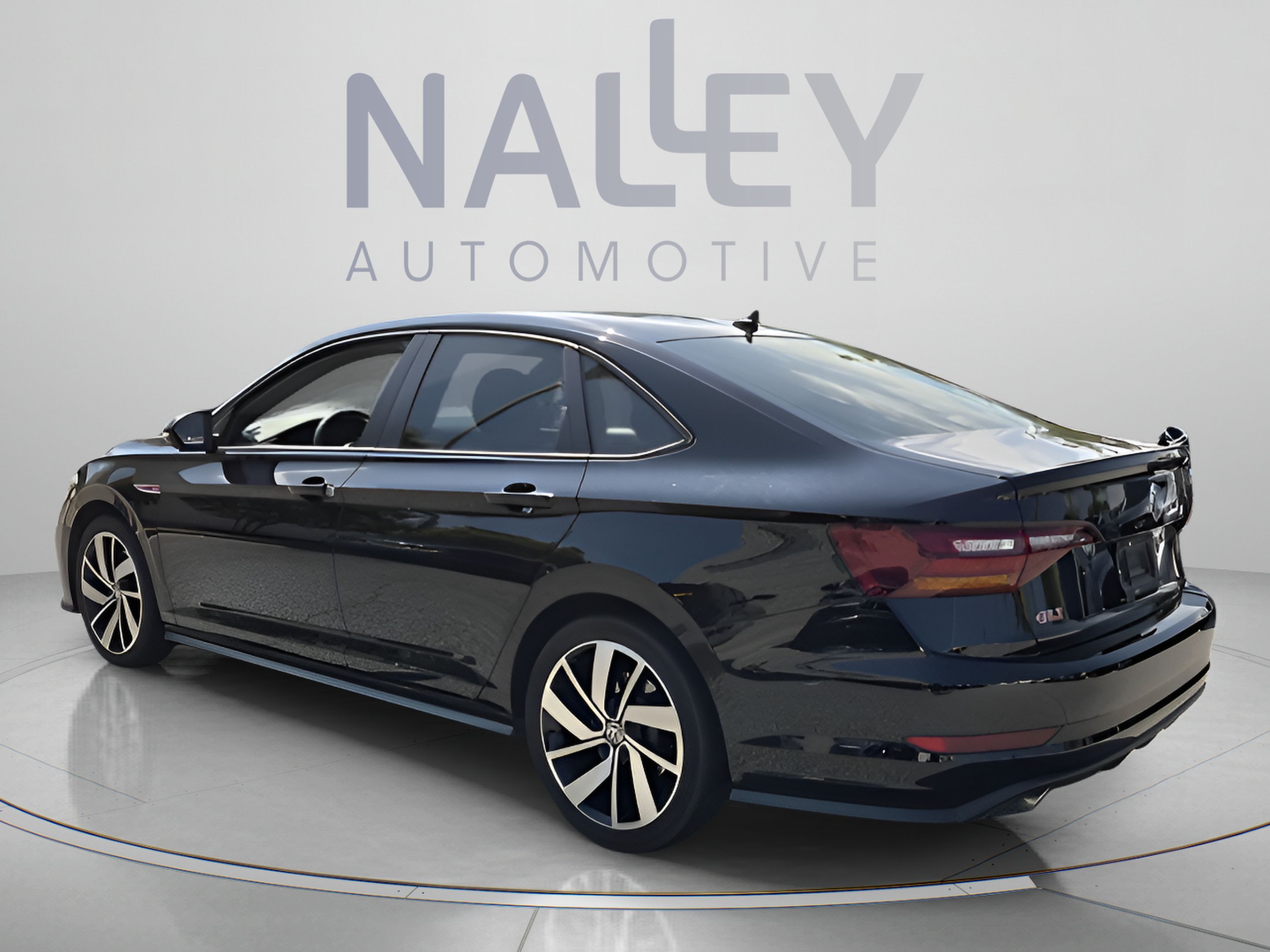 Used 2019 Volkswagen Jetta GLI FWD image 3