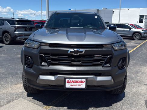 Used 2026 Chevrolet Colorado Trail Boss AWD/4WD image 3