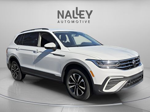 Used 2022 Volkswagen Tiguan S image 8
