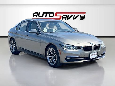 Used 2018 BMW 330i Sedan RWD image 1
