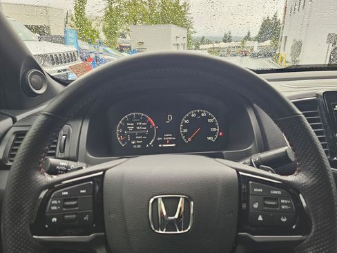 Used 2025 Honda Ridgeline Black Edition image 29