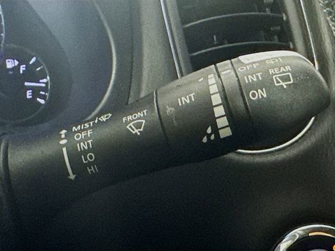 Used 2017 INFINITI QX50 2WD w/ Premium Plus Package image 13