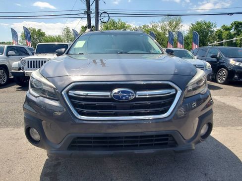 Used 2018 Subaru Outback 3.6R Limited AWD/4WD image 8