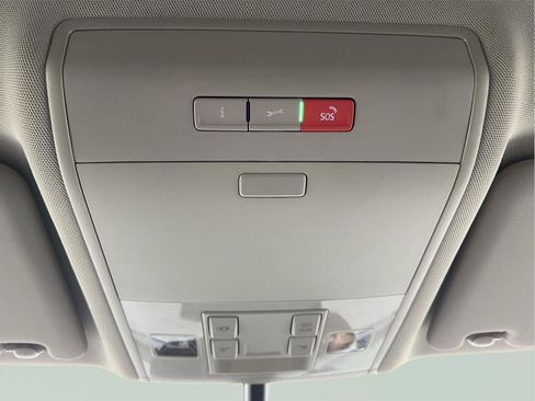 Used 2023 Volkswagen Atlas SE image 69