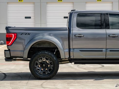 Used 2022 Ford F150 XLT w/ Equipment Group 302A High image 17