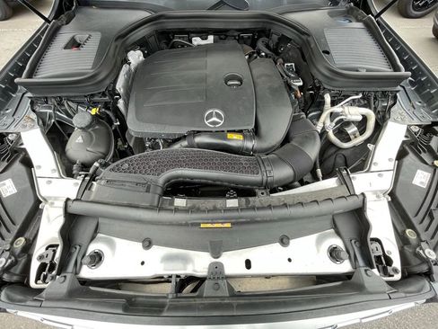 Used 2022 Mercedes-Benz GLC 300 w/ Premium Package Lite image 33