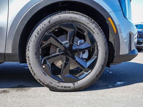New 2026 Kia Sorento SX Prestige AWD/4WD image 10
