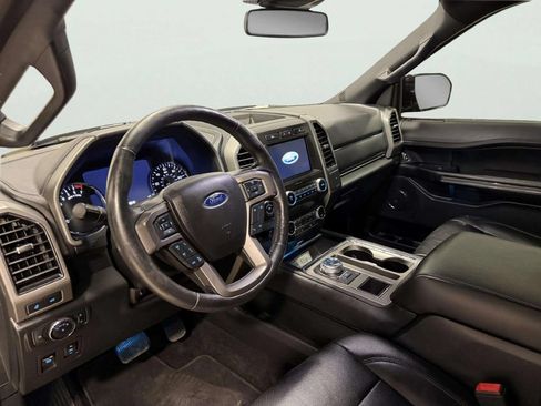 Used 2019 Ford Expedition Max XLT w/ Equipment Group 202A RWD image 14