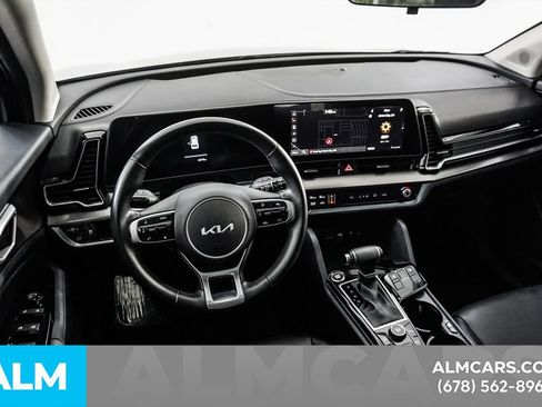 Used 2025 Kia Sportage EX w/ Premium Package FWD image 19