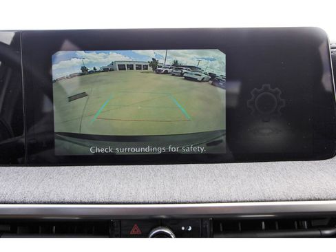 Certified 2025 Nissan Kicks SV image 23