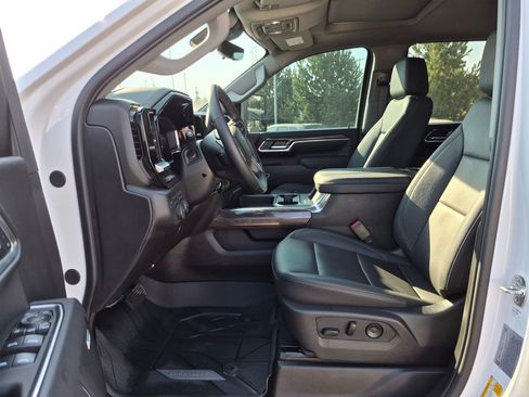 Used 2026 Chevrolet Silverado 3500 LTZ w/ Trail Boss Package AWD/4WD image 15