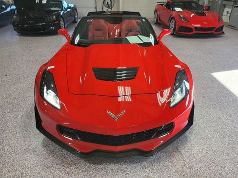 Used 2017 Chevrolet Corvette Z06 w/ Z07 Performance Package image 3