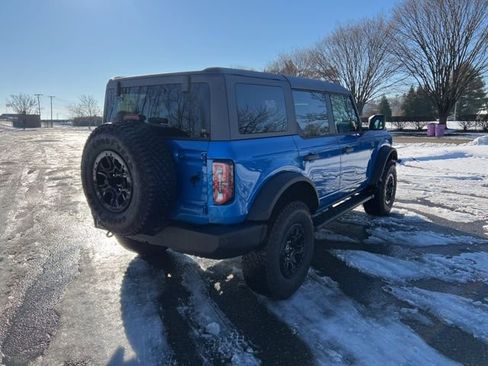 Used 2024 Ford Bronco Wildtrak image 10