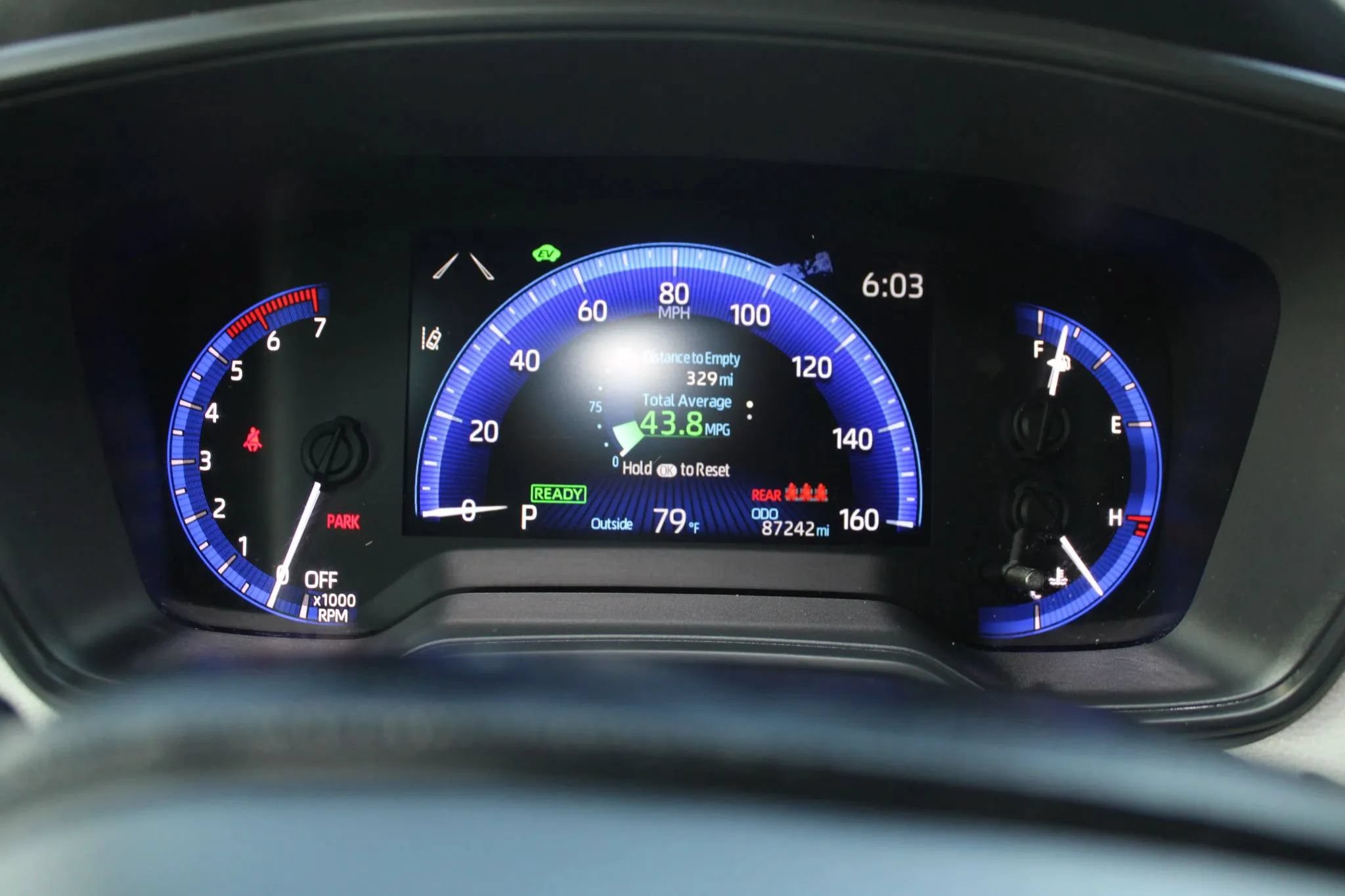 Used 2021 Toyota Corolla LE FWD image 17