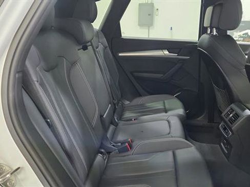 Used 2025 Audi Q5 2.0T Premium image 33