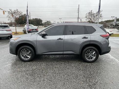 Used 2024 Nissan Rogue S image 12