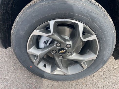 New 2026 Chevrolet Trax LT w/ LT Convenience Package image 9