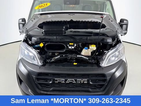 Used 2025 RAM ProMaster 2500 w/ Convenience Group image 24