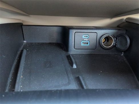 Used 2022 Ford Escape SEL w/ Technology Package image 22