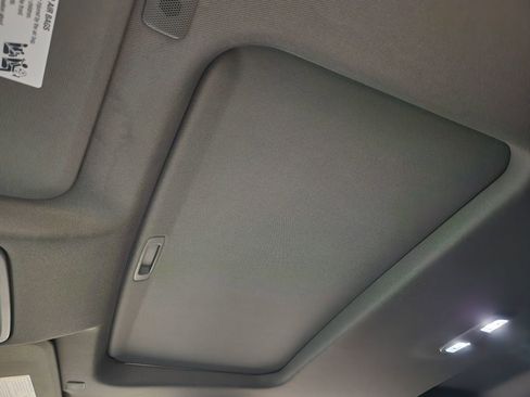 Used 2023 GMC Sierra 1500 SLT w/ SLT Convenience Package image 45