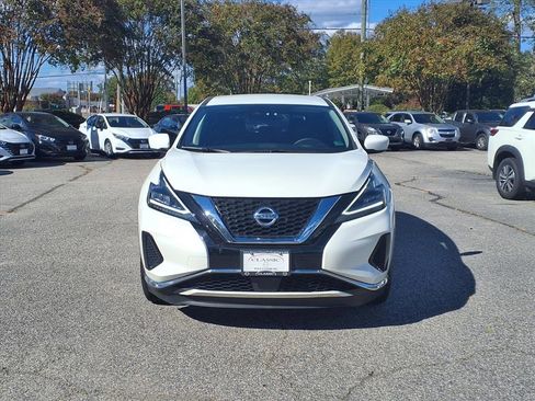 Used 2022 Nissan Murano S image 2