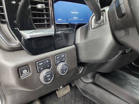 Used 2025 Chevrolet Silverado 3500 LT w/ All Star Edition image 43