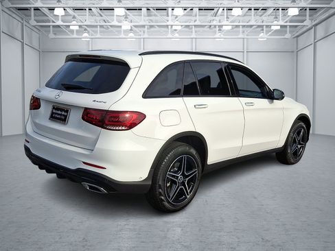 Used 2021 Mercedes-Benz GLC 300 4MATIC SUV image 6