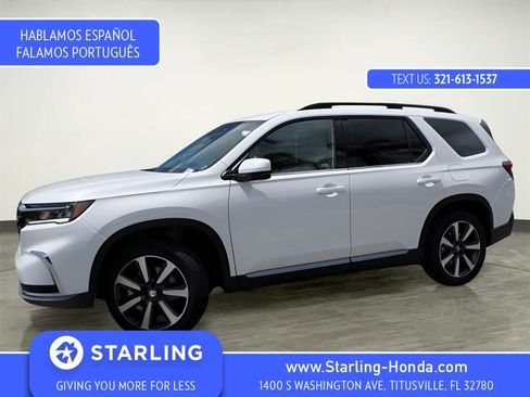 Certified 2025 Honda Pilot Touring image 1