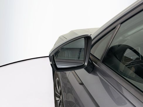 Used 2022 Volkswagen Tiguan S FWD image 16