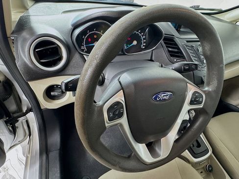 Used 2017 Ford Fiesta SE FWD image 11