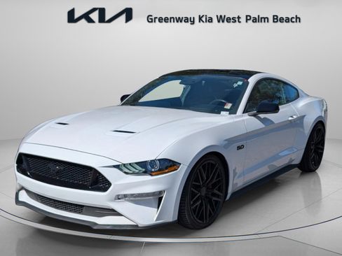 Used 2021 Ford Mustang GT Premium w/ Equipment Group 401A image 3