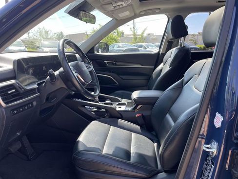 Used 2025 Kia Telluride S AWD/4WD image 15