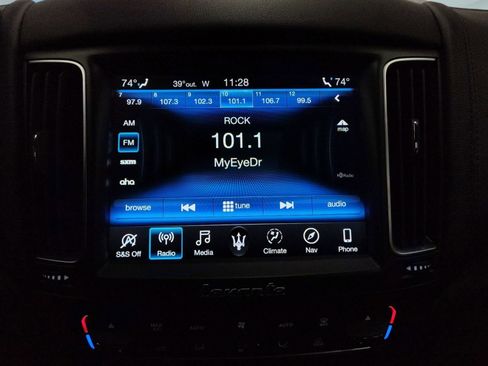 Used 2020 Maserati Levante GranSport image 23