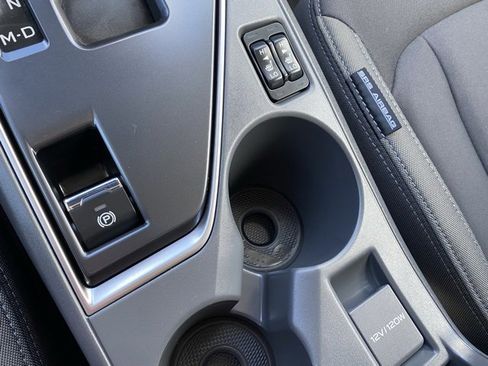 Certified 2025 Subaru Crosstrek 2.0i Premium image 17