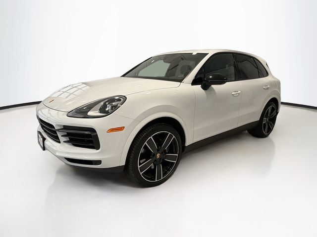 Used 2023 Porsche Cayenne Platinum Edition AWD/4WD image 3
