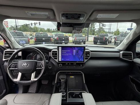 Used 2023 Toyota Tundra Limited w/ Power Package RWD image 3