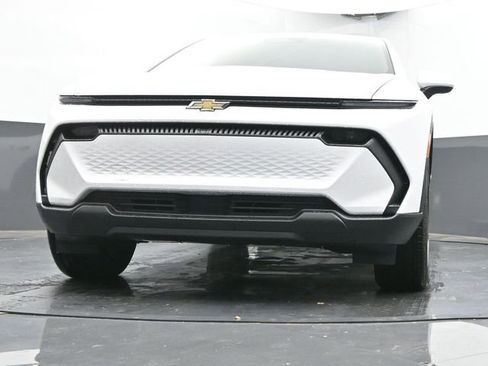 New 2026 Chevrolet Equinox EV LT image 40