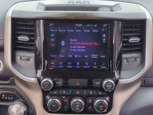 Used 2019 RAM 1500 Laramie image 27