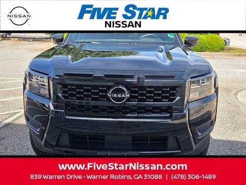 Used 2026 Nissan Frontier SV w/ SV Convenience Package AWD/4WD image 2