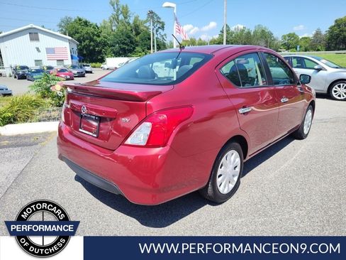 Used 2019 Nissan Versa SV FWD image 3
