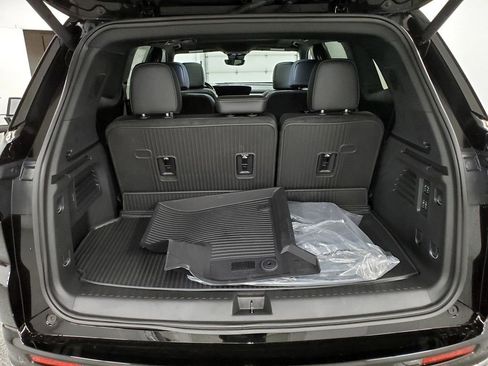 New 2026 Buick Enclave Avenir w/ Super Cruise Package image 24