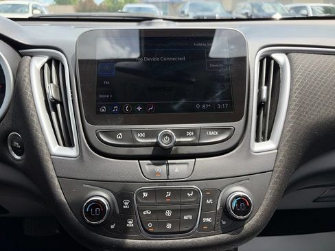 Used 2023 Chevrolet Malibu LT FWD image 12