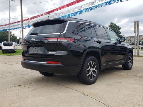 Used 2024 Jeep Grand Cherokee L Limited w/ Luxury Tech Group II AWD/4WD image 3