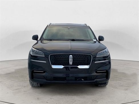 Used 2022 Lincoln Aviator Reserve w/ Equipment Group 201A image 8