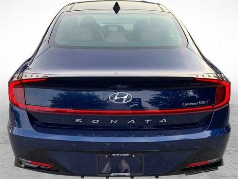 Used 2020 Hyundai Sonata Limited FWD image 4