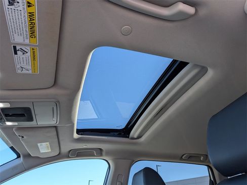 Used 2023 Honda CR-V EX-L image 24