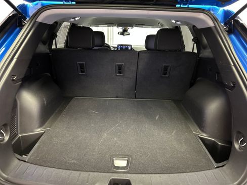Used 2025 Chevrolet Blazer LT FWD image 23