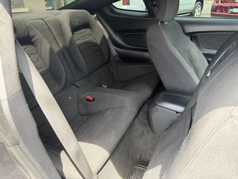 Used 2016 Ford Mustang GT RWD image 13